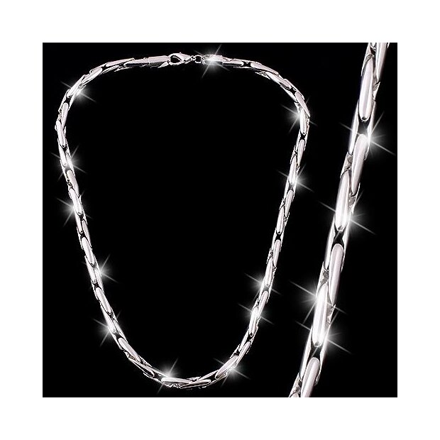 Silver necklace 45 cm long 0,5 cm wide