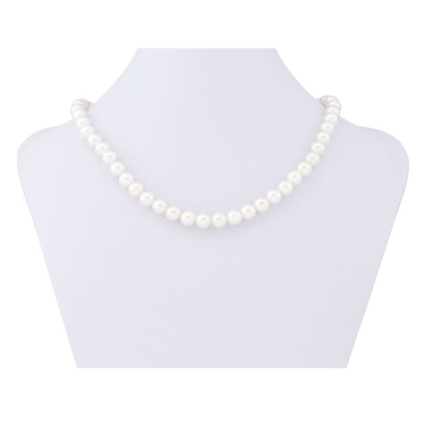 Tillberg Pearl necklace, magnetic closure, magnets
