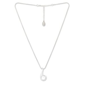 Tillberg Damenkette mit elegantem Anh&auml;nger mit Swarovski Stein,versilbert, rhodiniert,kristall 029-10-25