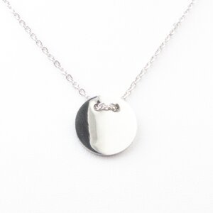 Stainless steel necklace with round pendant