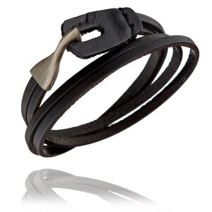 Mens bracelet made of real leather with hook closure