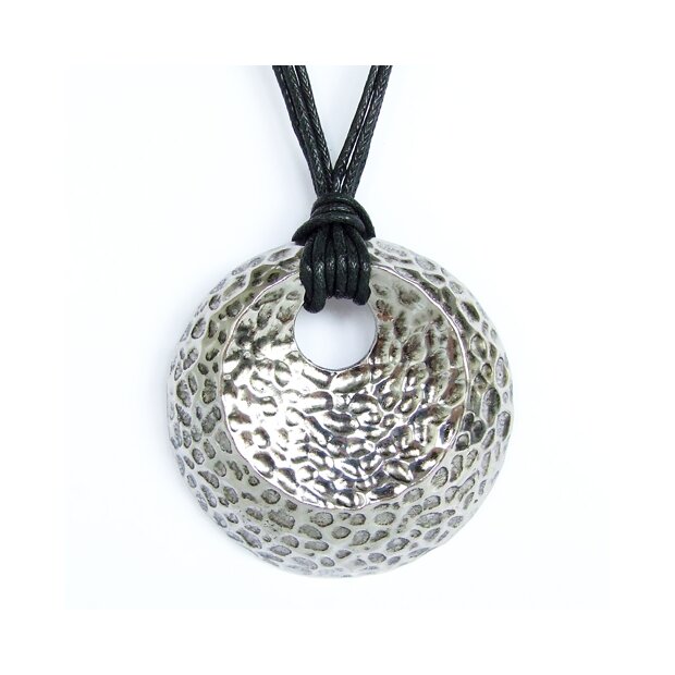 Necklace black with an round pendant in a hammered look, length 45cm, lobster clasp