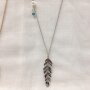Long chain with feather pendant, 75cm silver
