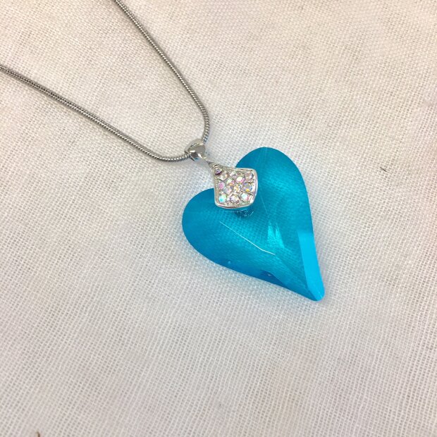 Necklace with crystal heart pendant, length 48cm turquise blue