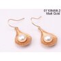 Shell-shaped Earring with Freshwater Pearl Matt Gold