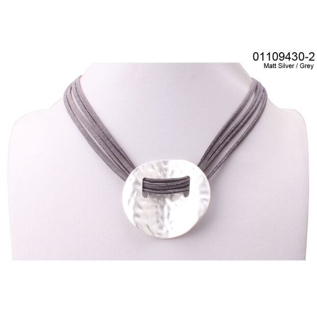 Fashionable leather necklace Matt Silver