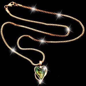 Necklace with heart pendant 55 cm long