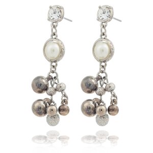 Earrings pearl diamonds