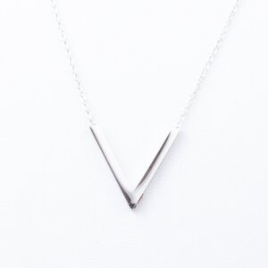 necklace V stainless steel