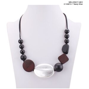 Nechlace with black pearls + pendant