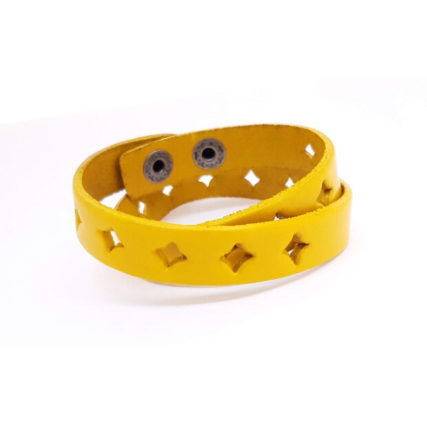 Wrap bracelet made of real leather yellow