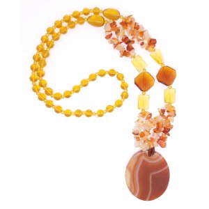 Necklace with carnelian stones