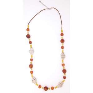 Necklace with orange pearls and yellow glass pearls