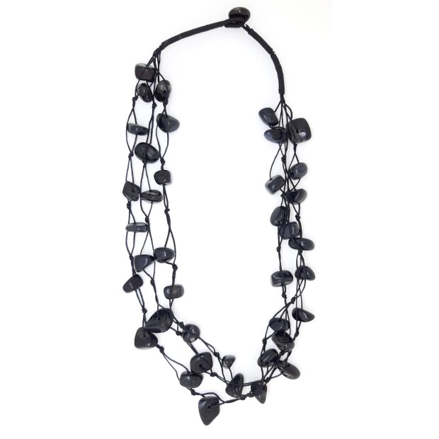Necklace with gemstones black