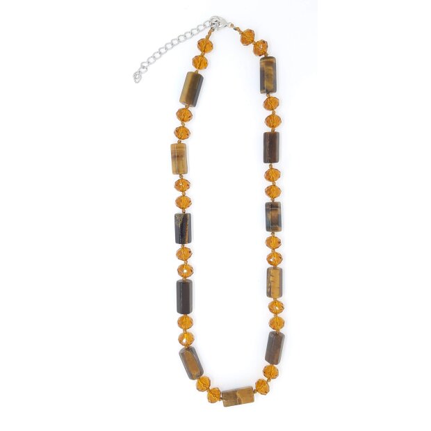 Necklace with artificial pearls brown