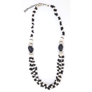 Necklace with black gemstones