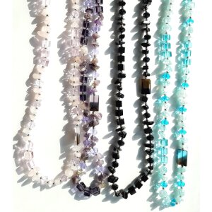 Long necklace with cubes, gemstones and glass pearls