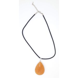 Necklace with drop shaped pendant