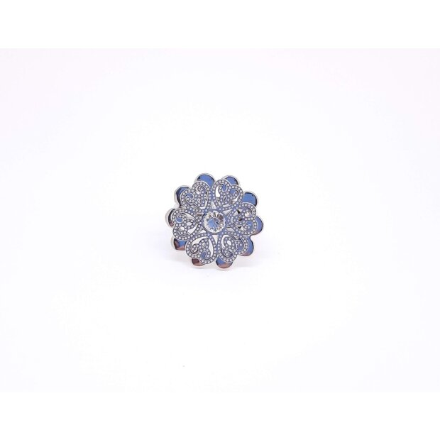 Ring with flower pattern silver