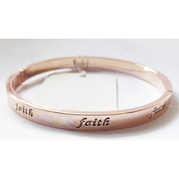 Bangle with writing &quot;faith&quot; in silver